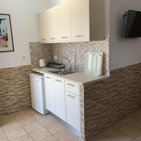 Bay Apartment