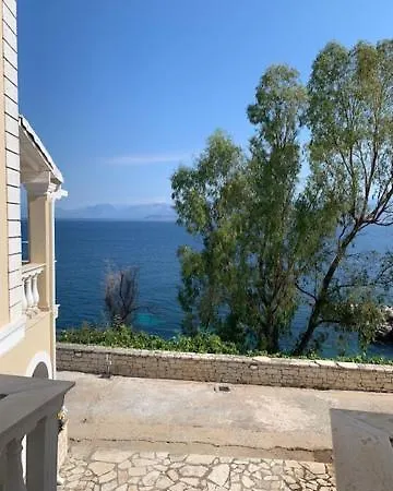 Bay Apartment *